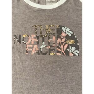 The North Face Women's Standard Fit Graphic Shirt Size Small